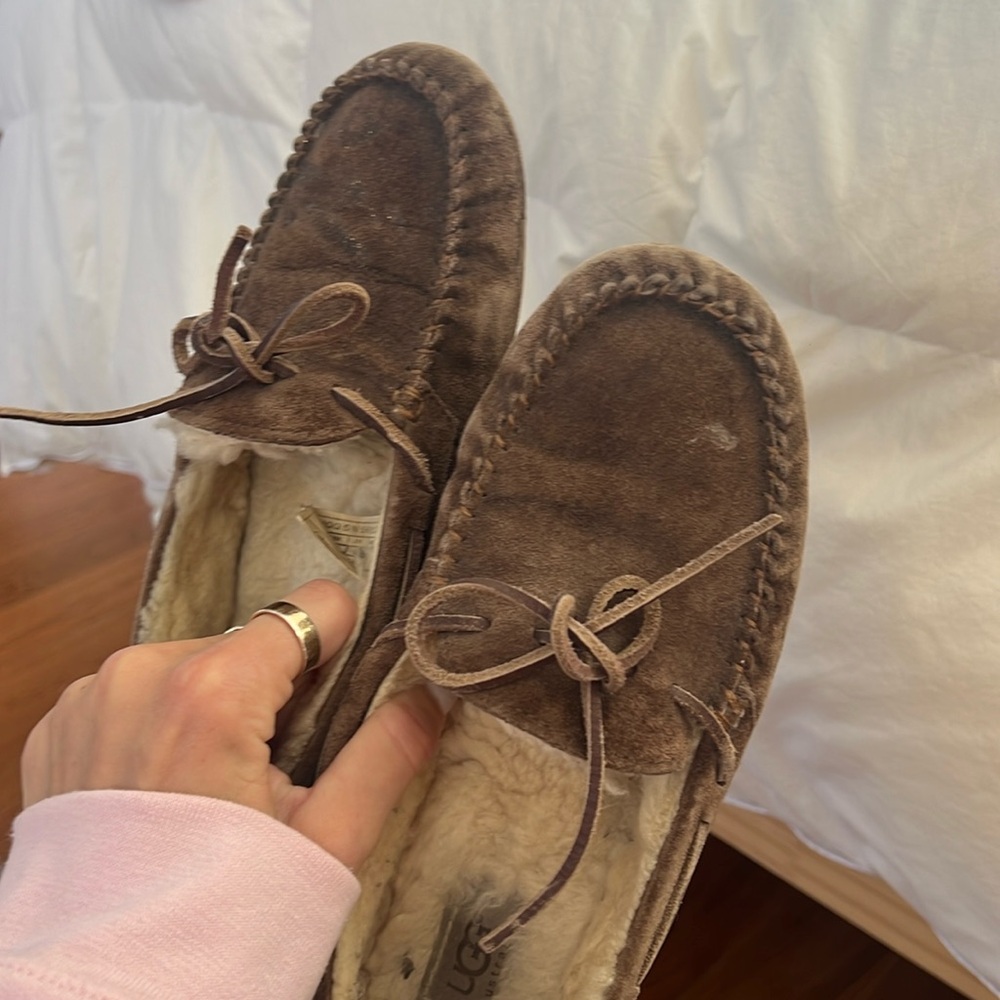 CUTEST Espresso Mocassin Uggs 🤎